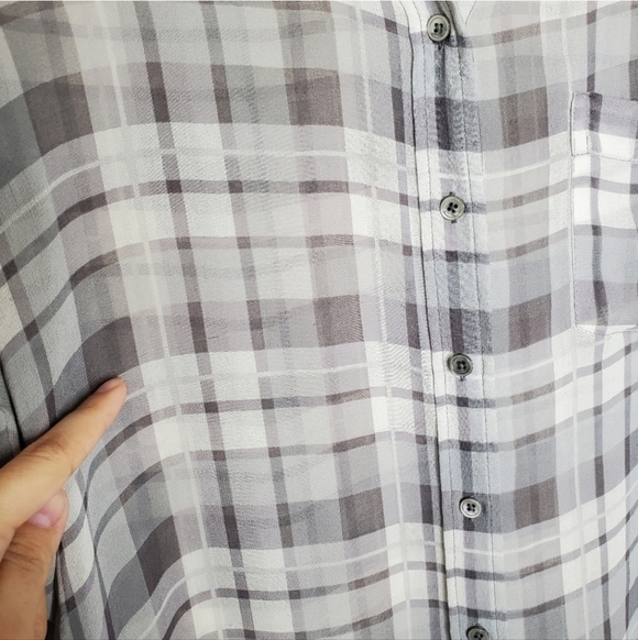 Aritzia Babaton Darien Gray Plaid Print Silk Button Front Long Sleeve Blouse Top - Picture 8 of 9